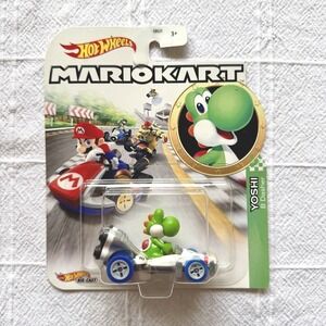 Hot Wheels Mario Kart Yoshi B-Dasher Diecast Car GBG29-0914